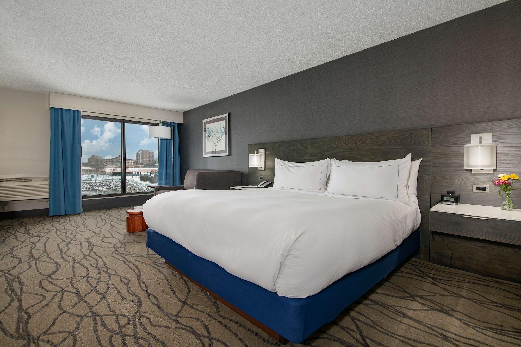 Hotel Doubletree By Hilton Racine Harbourwalk Exterior foto